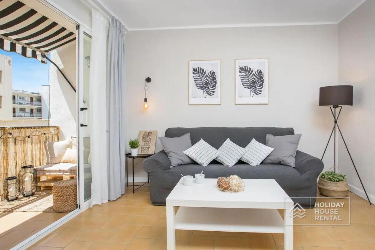 Cosy 3-Bedroom Apartment For 6-8 People Just 50M From The Beach Salou Exterior foto